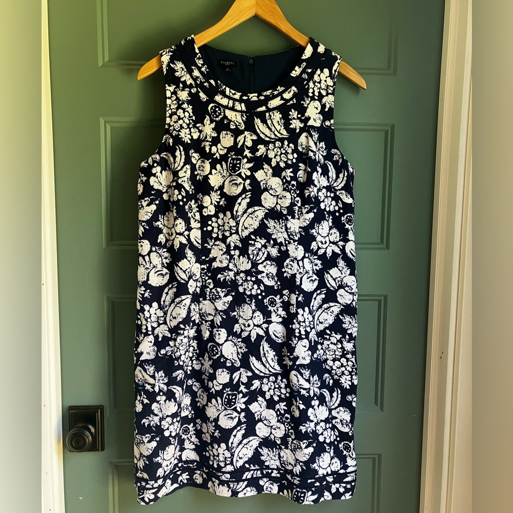 Talbots Petite Sleeveless Dress size 14P navy blue white floral fruit pattern